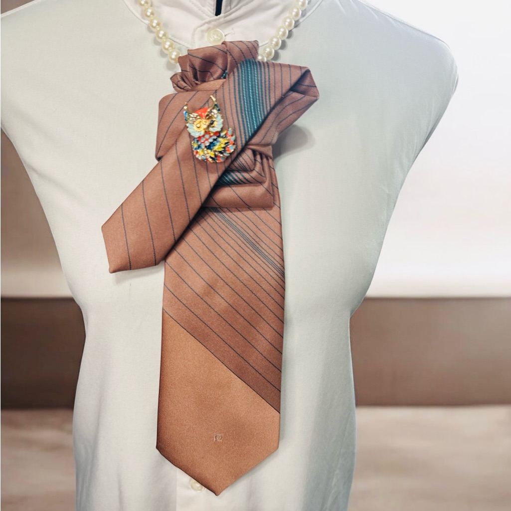 Pierre Cardin Pink/Blue Striped Necktie With Owl Brooch